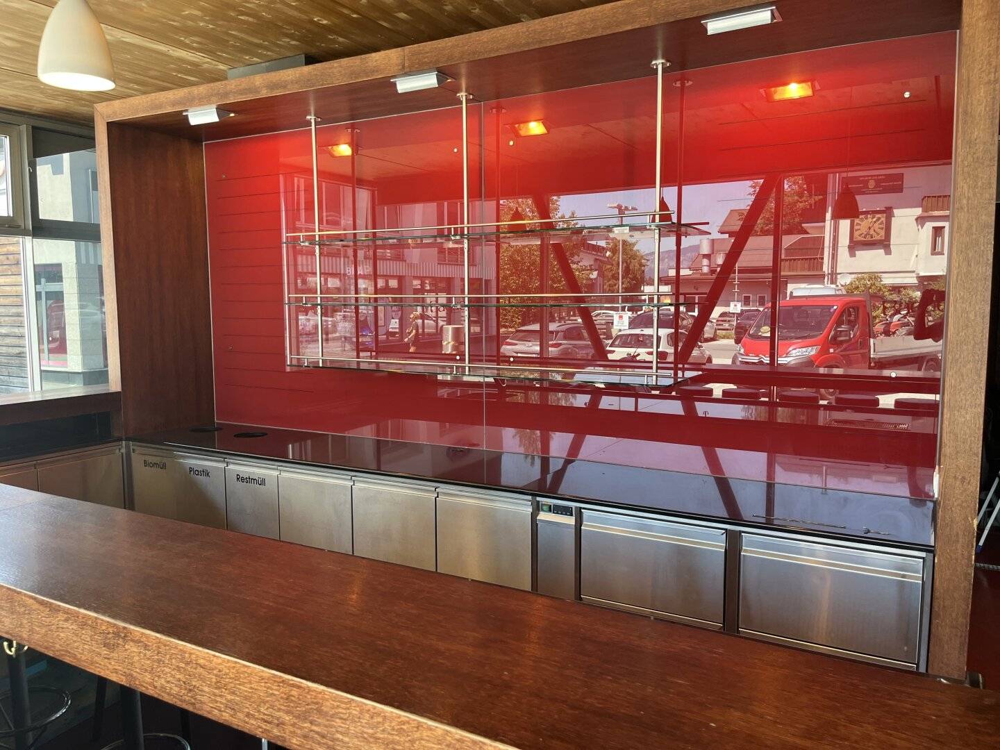 Benefit from the top tourist footfall – vacant gastro shop space directly at MPREIS Kitzbühel