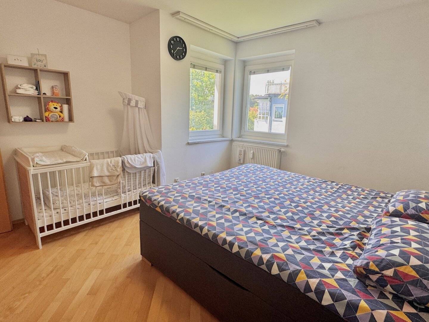 Schöne Wohnung mit großem Balkon in ruhiger Lage