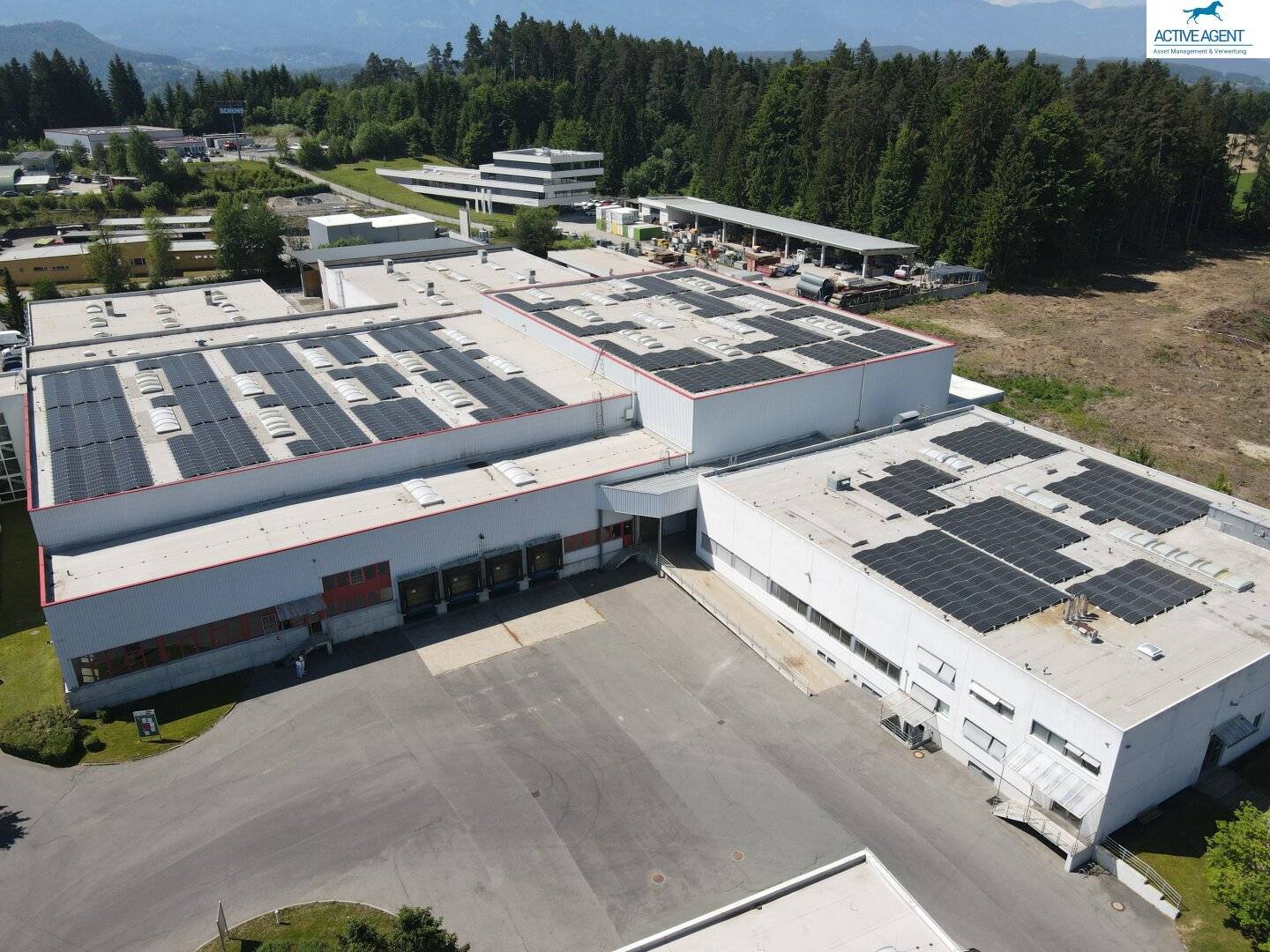 1.750 m² industrial hall in Gewerbepark Wernberg for rent with flexible size options
