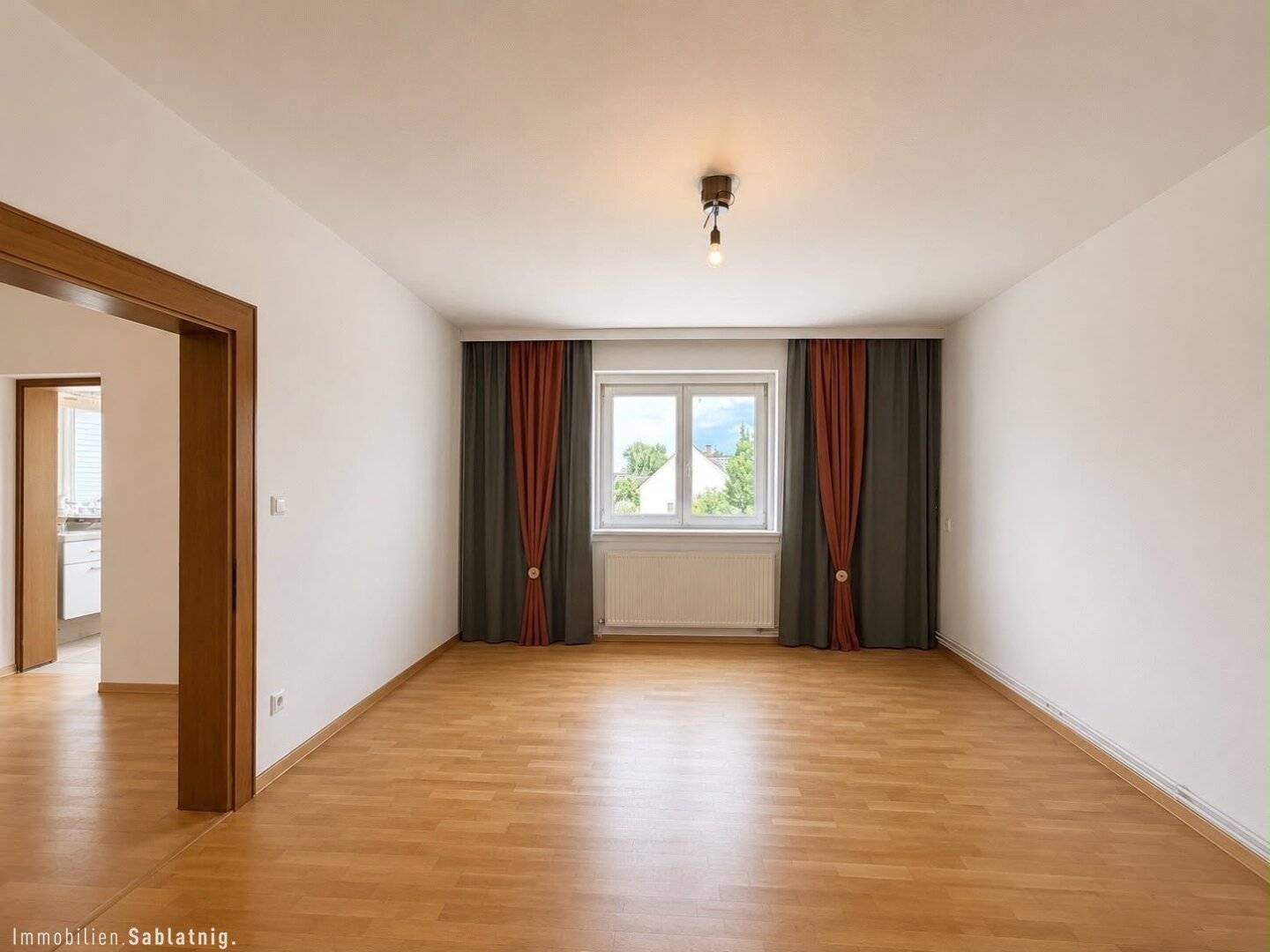 GEMÜTLICHES EFH in WALTERSDORF! 3 Zimmer, Garten, Garage!