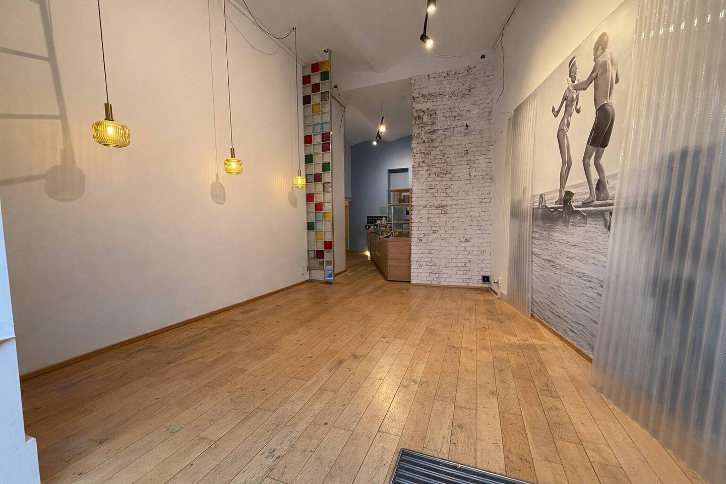 PREMIUM RETAIL SPACE + TOP FOOTFALL + MARIAHILFER STRASSE