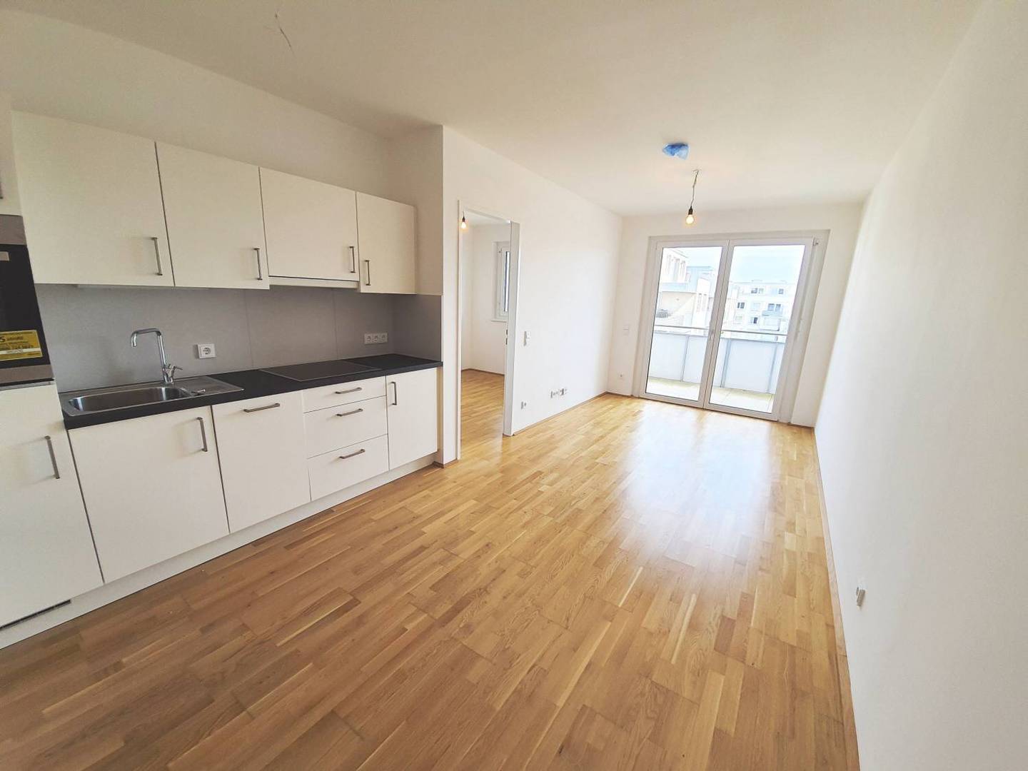 New build apartment with loggia and lift high quality fittings