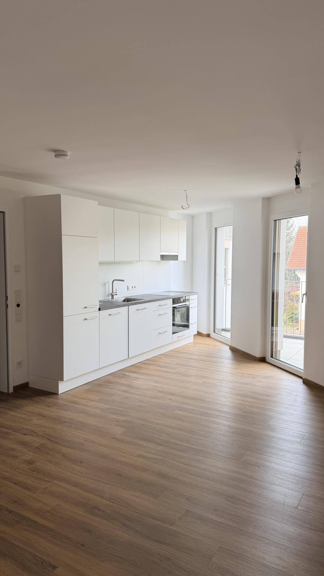 Neubauwohnung mit Photovoltaik und Terrasse