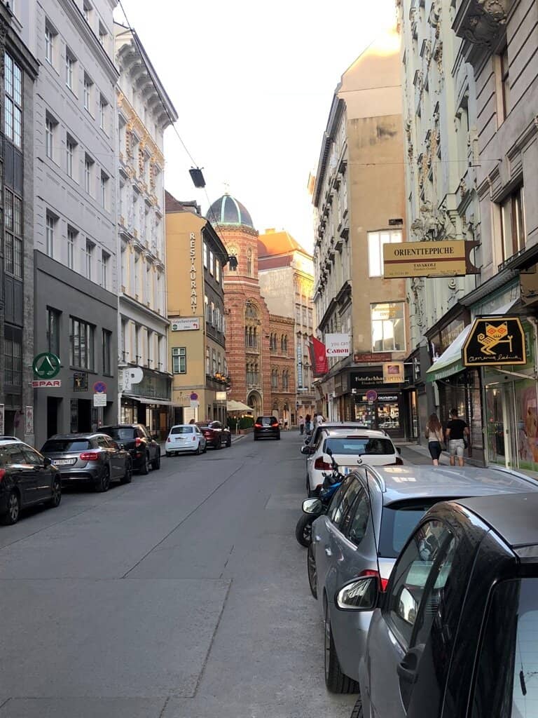 Attractive commercial space near Rotenturmstraße with high pedestrian traffic