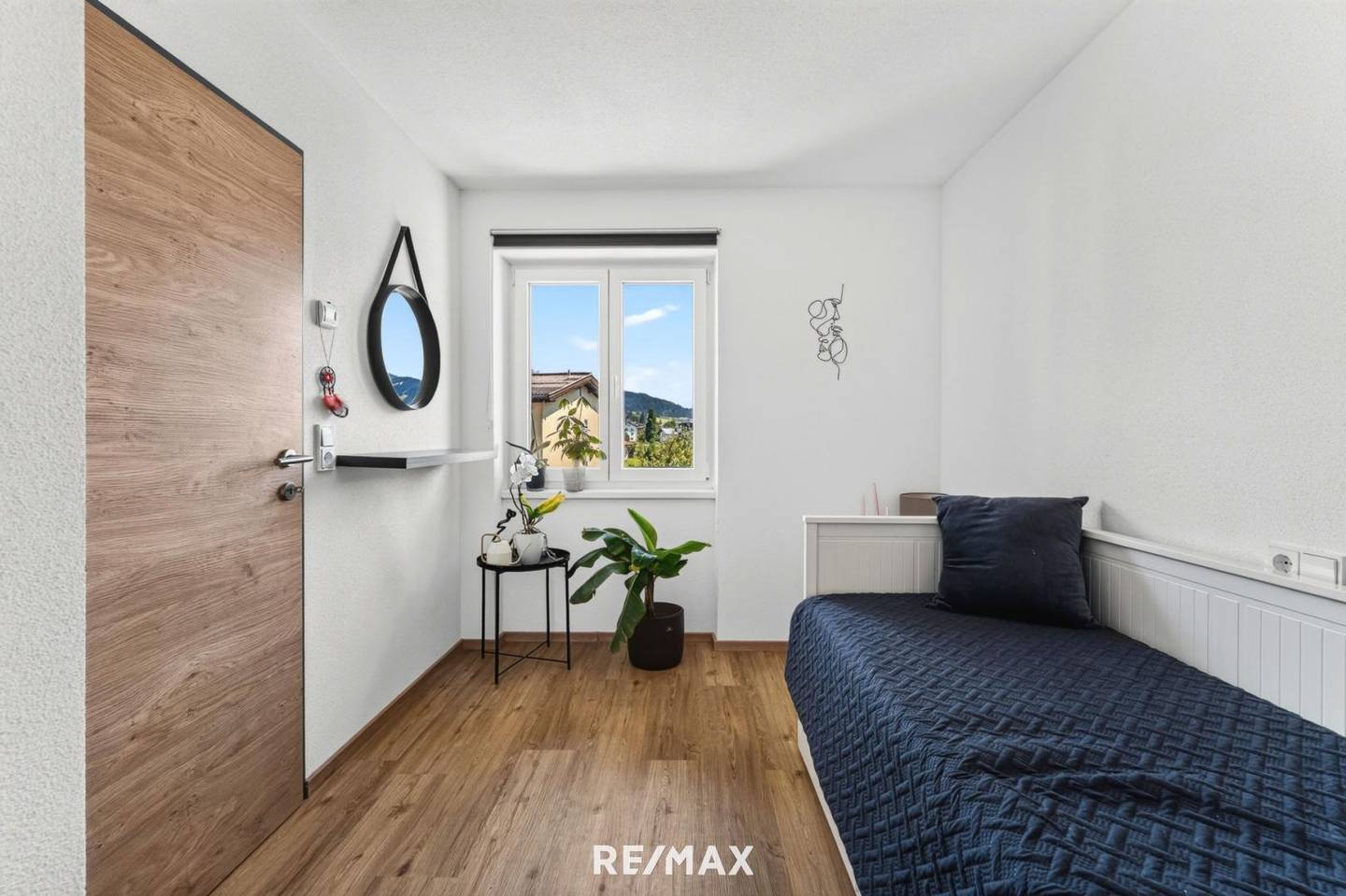 Kernsanierte Wohnung mit Balkon und Hornblick
