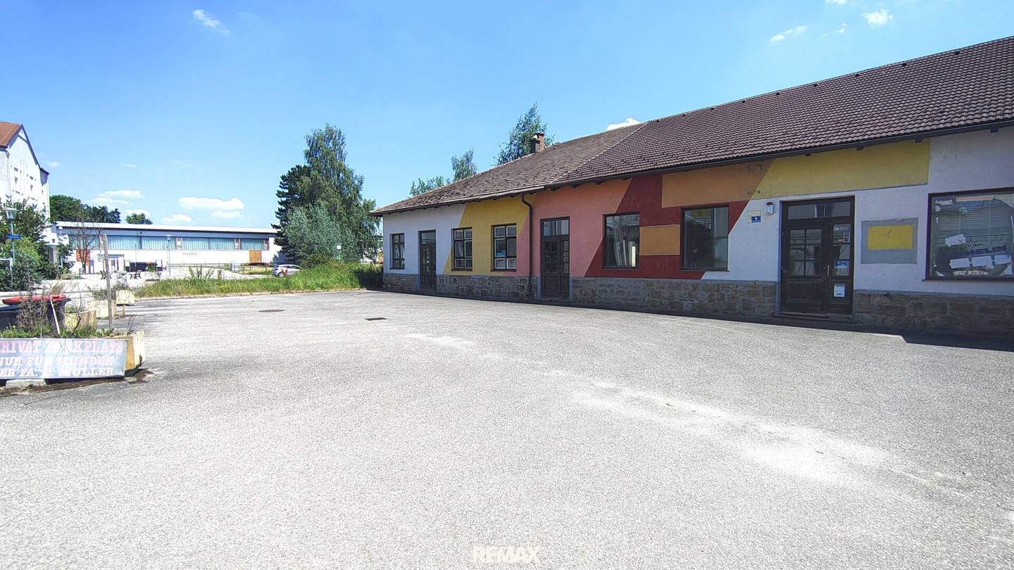 Garagenprojekt mit Stellplatzpotenzial in Heidenreichstein
