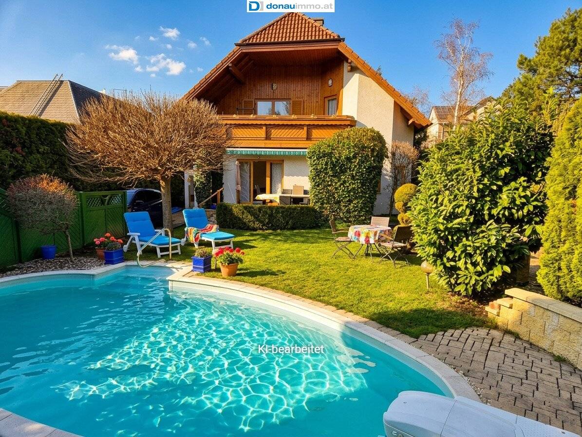 Traumhaus in Hinterbrühl –  inkl. Pool, Sauna, Garage, Terrasse und Balkon