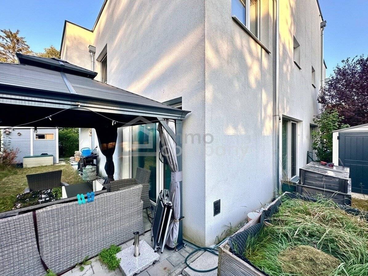 Large semi-detached house 174m², 6 rooms, garden, terrace, parking, 1230 Vienna, 580,000€