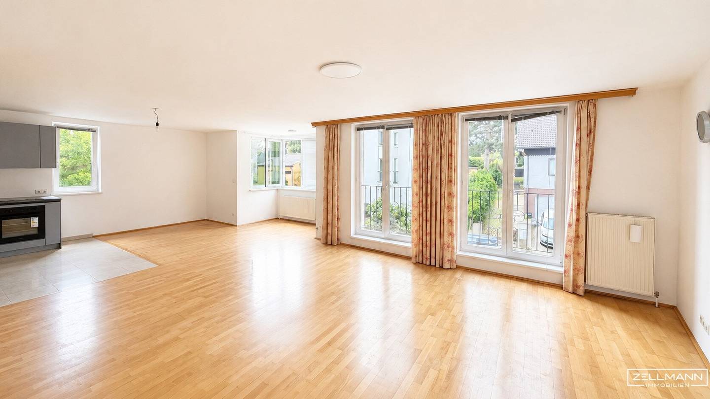 Living with space, light and clear room layout | ZELLMANN IMMOBILIEN