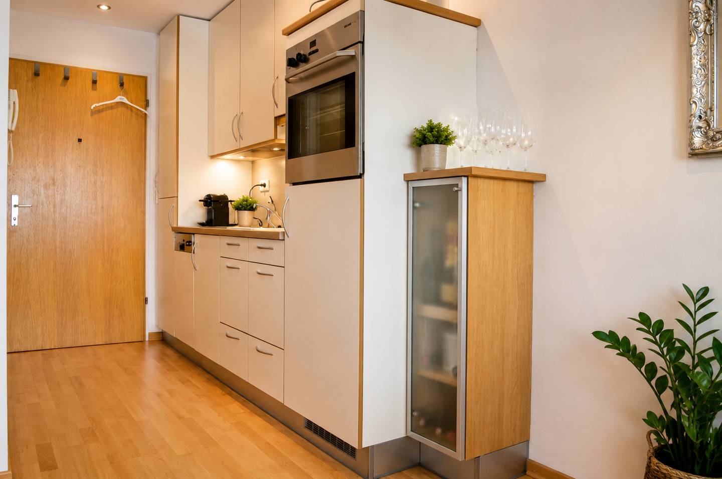 Apartment in ski area with balcony and underground parking