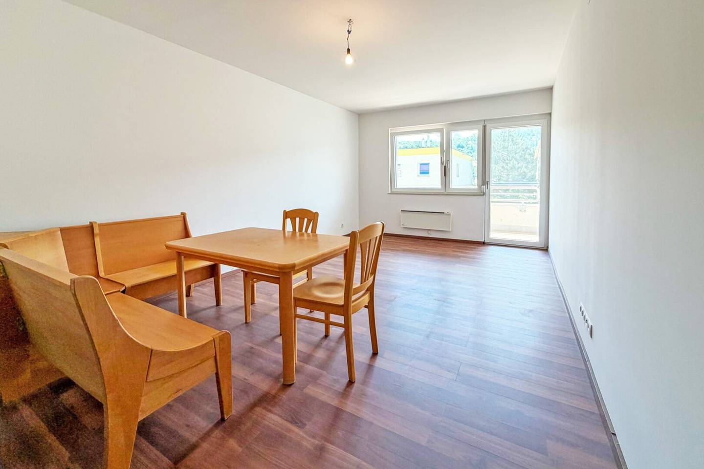 Erstbezug nach Neugestaltung! 3-Zimmer mit Südloggia und Tiefgaragenplatz in begehrter Zentrumslage