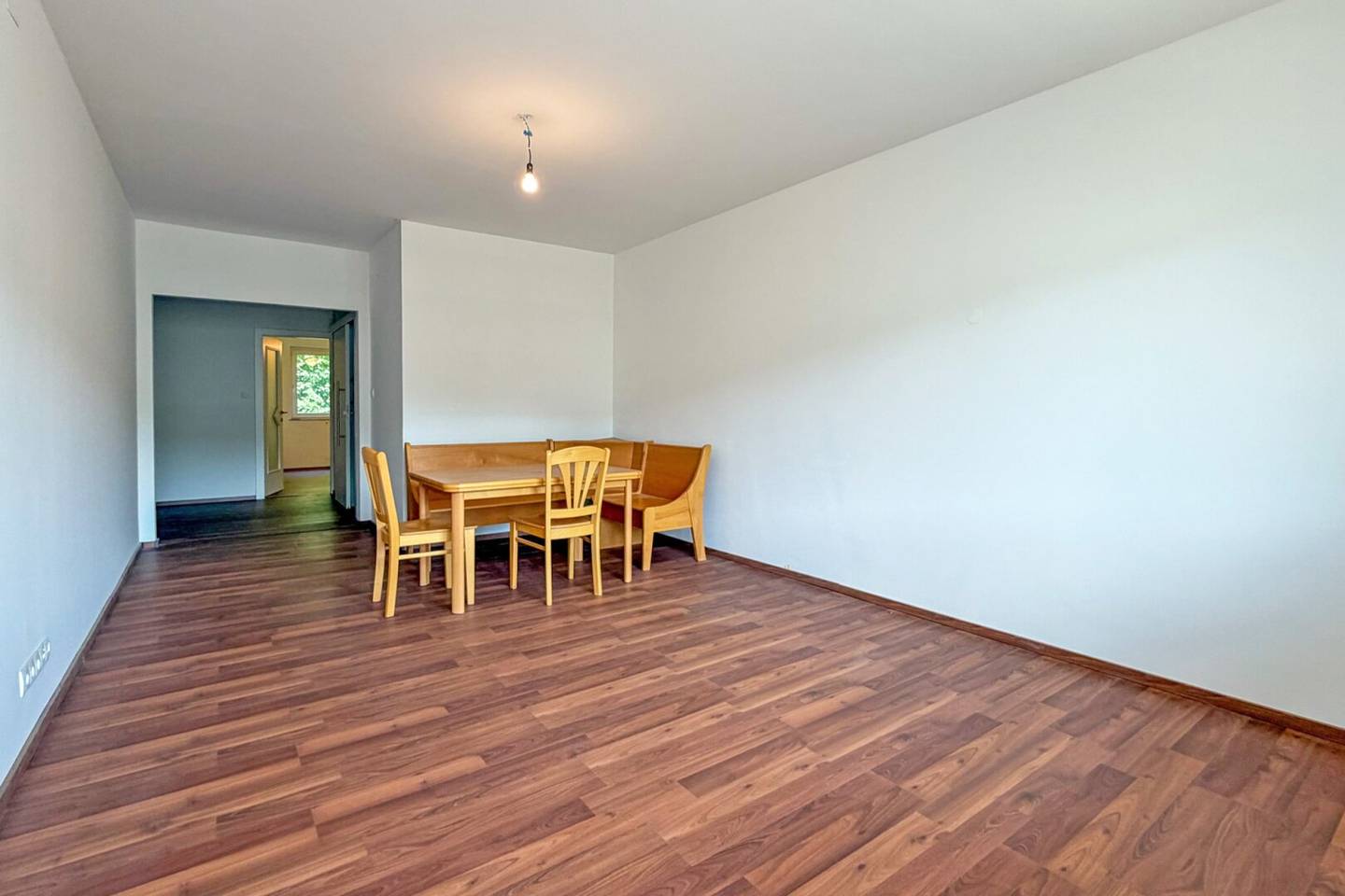 Erstbezug nach Neugestaltung! 3-Zimmer mit Südloggia und Tiefgaragenplatz in begehrter Zentrumslage