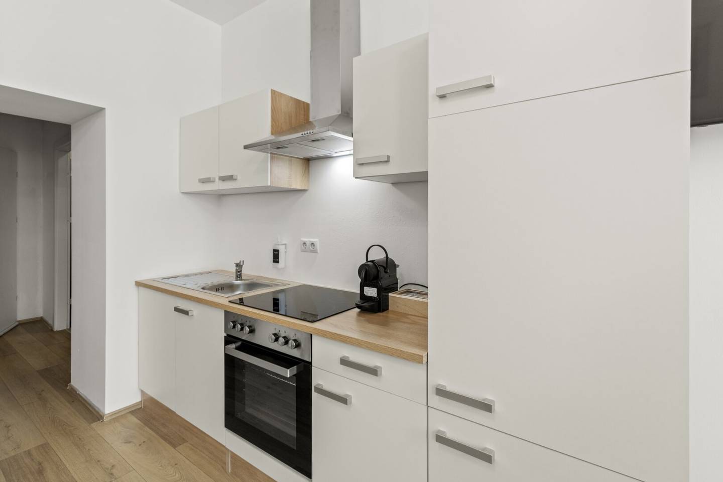 Charming 27.7 m² Apartment in 1140 Vienna