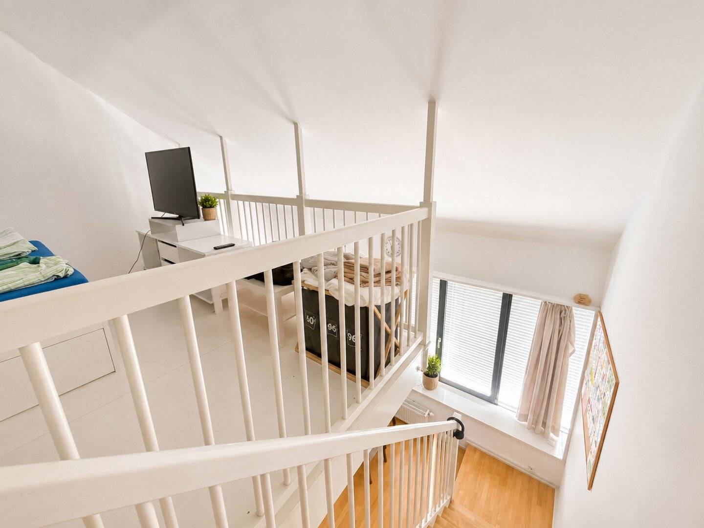 Graz – St. Leonhard: Charmante Galeriewohnung mit Wohlfühlcharakter – modernes Wohnen in Toplage – sichere Kapitalanlage oder Ihr zukünftiges Zuhause