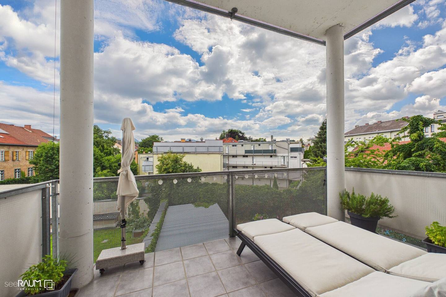 Stylish period apartment in prime city centre location of Klagenfurt