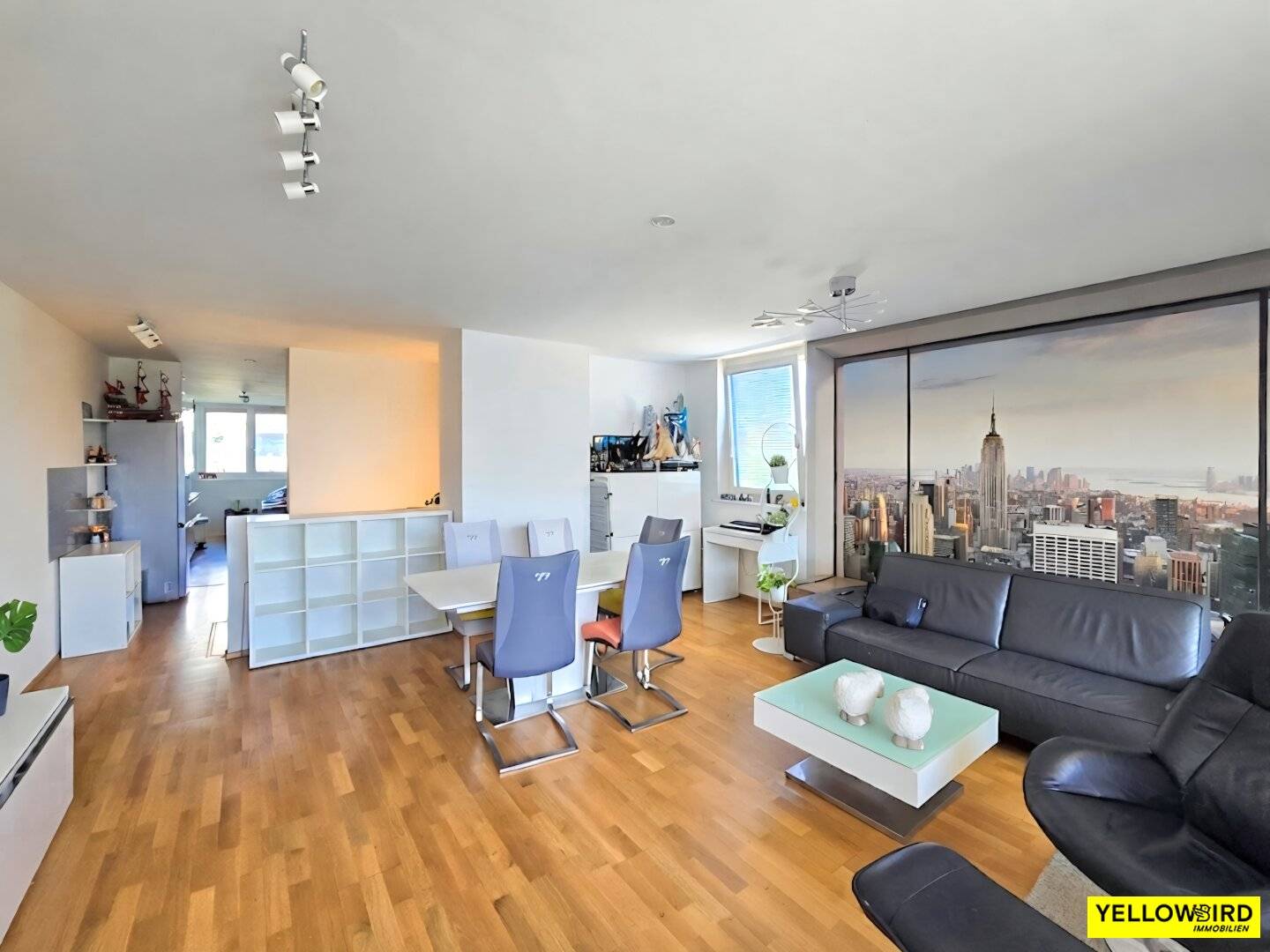Corner terraced house I absolute quiet location I 4 rooms I Loggia I Private garden I Garage