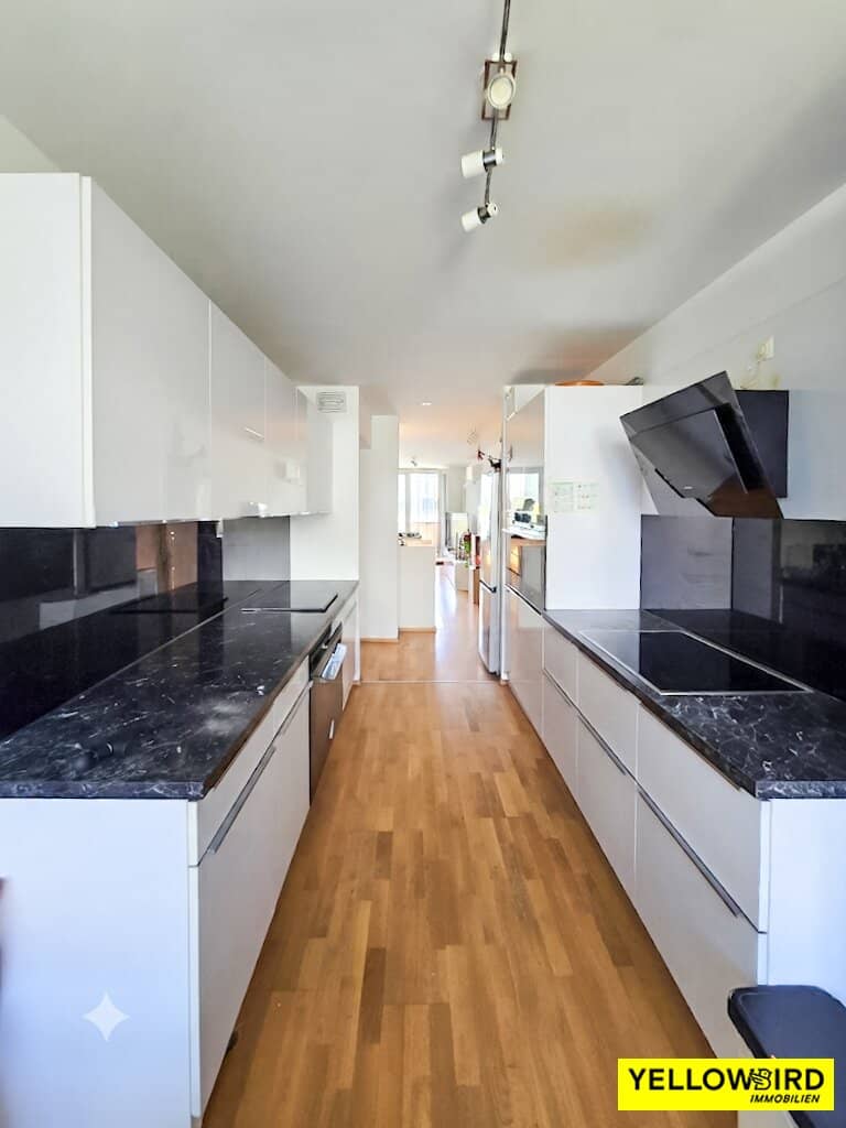 Corner terraced house I absolute quiet location I 4 rooms I Loggia I Private garden I Garage