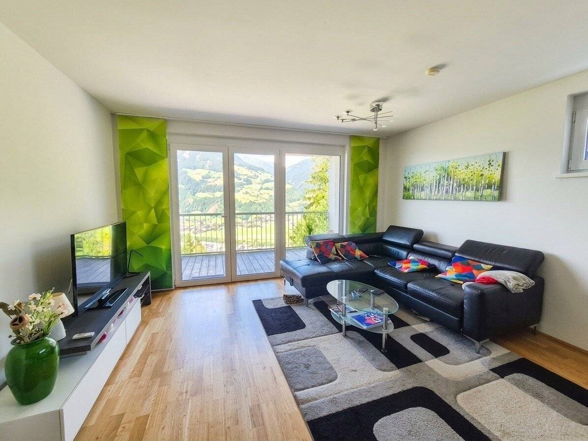 Moderne 3-Zi-Wohnung mit großem Aussichtsbalkon &amp; Garage in unmittelbarer nähe zur  Skipiste