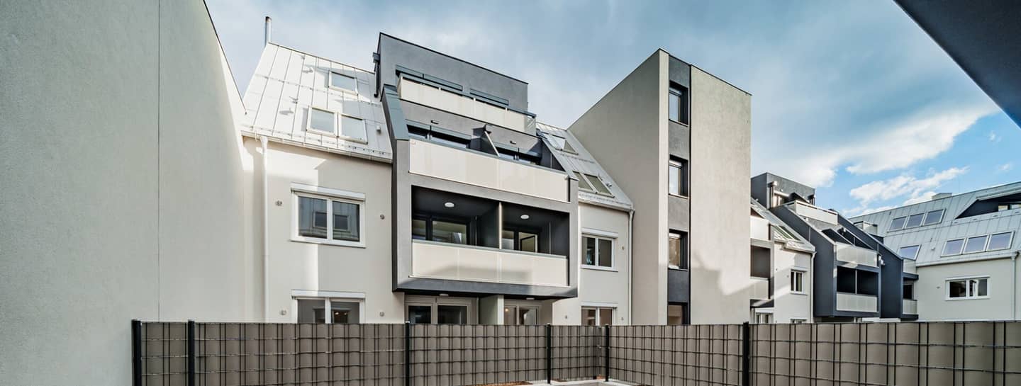 Himberger Street 17/Volkmargasse 4, 1100 Wien