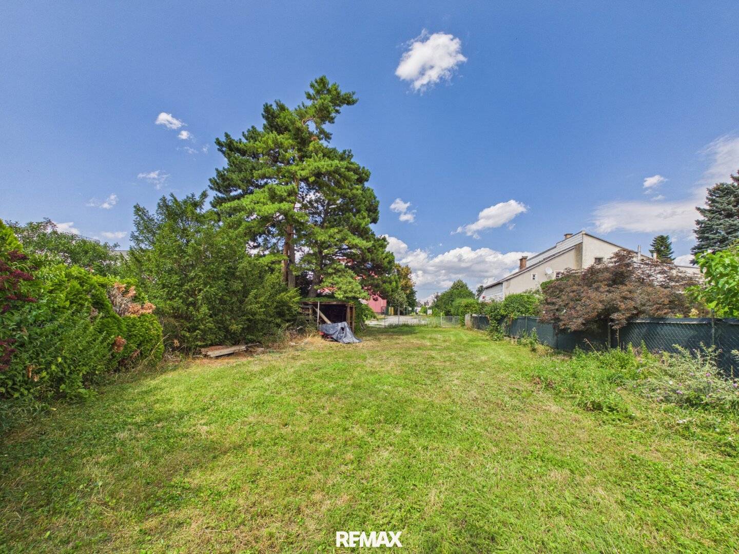 839 m² Grundstück in Oberlaa