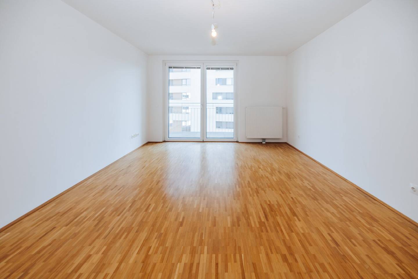 Sunny South Balcony I 5th Floor I Prime Location I Modern Fitted Kitchen I Elevator I Projekt Wohnen