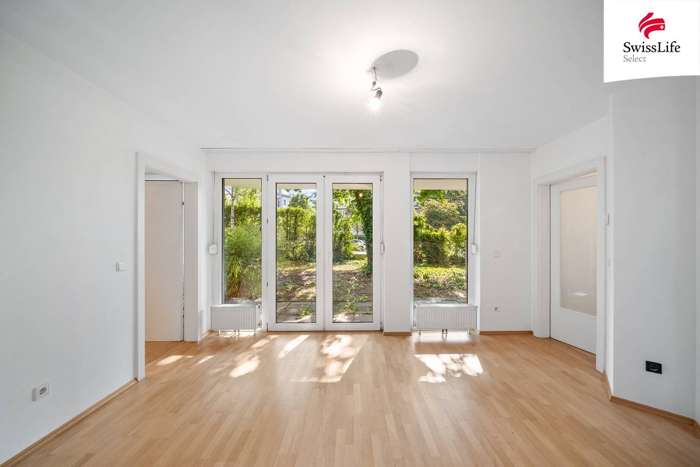 Kompakte 2-Zimmer-Wohnung mit Terrasse und Eigengarten | PKW Stellplatz