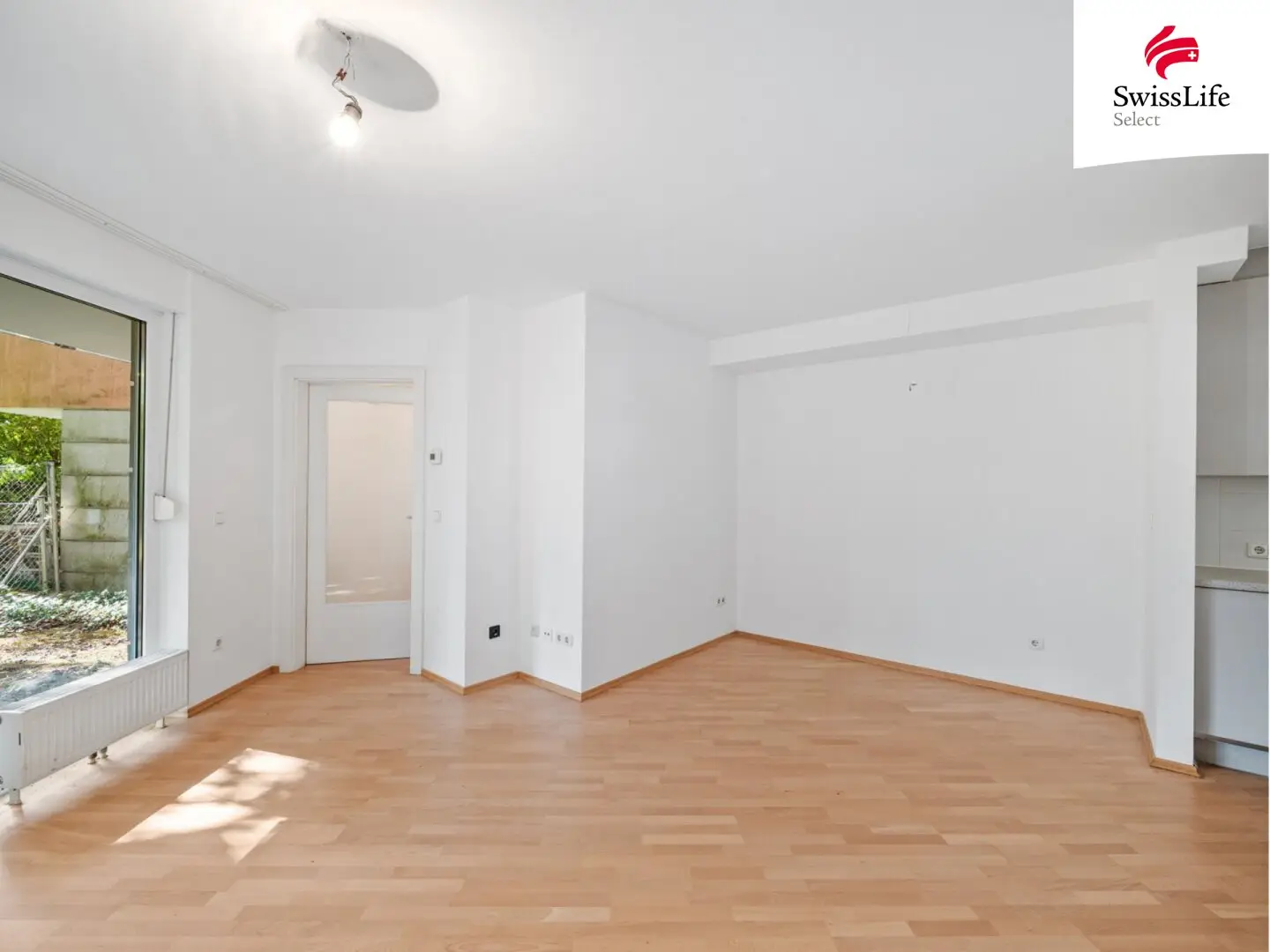 Compact 2-room apartment with terrace and private garden | Parking space