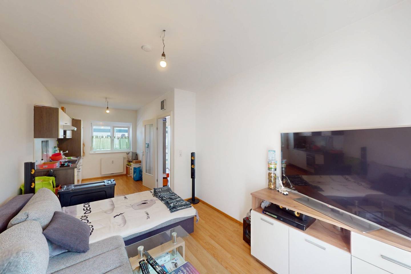 Top-Grundriss trifft Wohnkomfort – 2-Zimmer-Wohnung mit Balkon &amp; Carport: Bald selbst einziehen oder weiterhin klug investieren