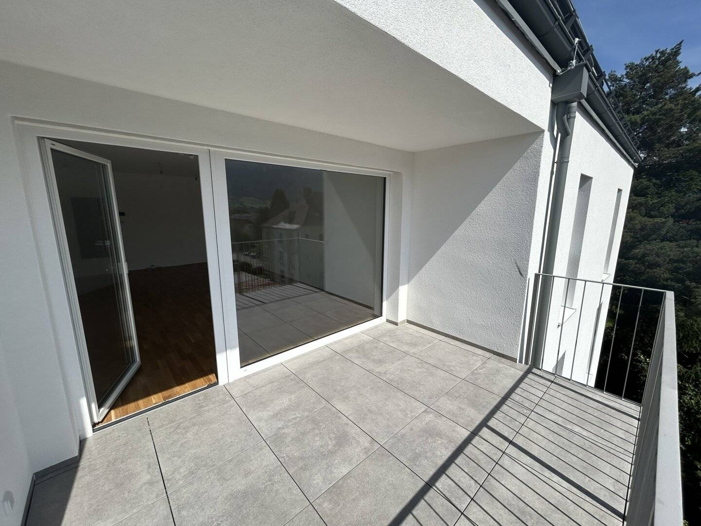 Neubauwohnung Top 27 - Loggia mit Ausblick