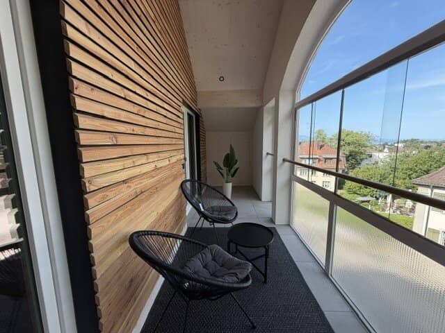 Stilvoll renovierte Wohnung in Lochau mit großzügiger Loggia und Bodenseeblick