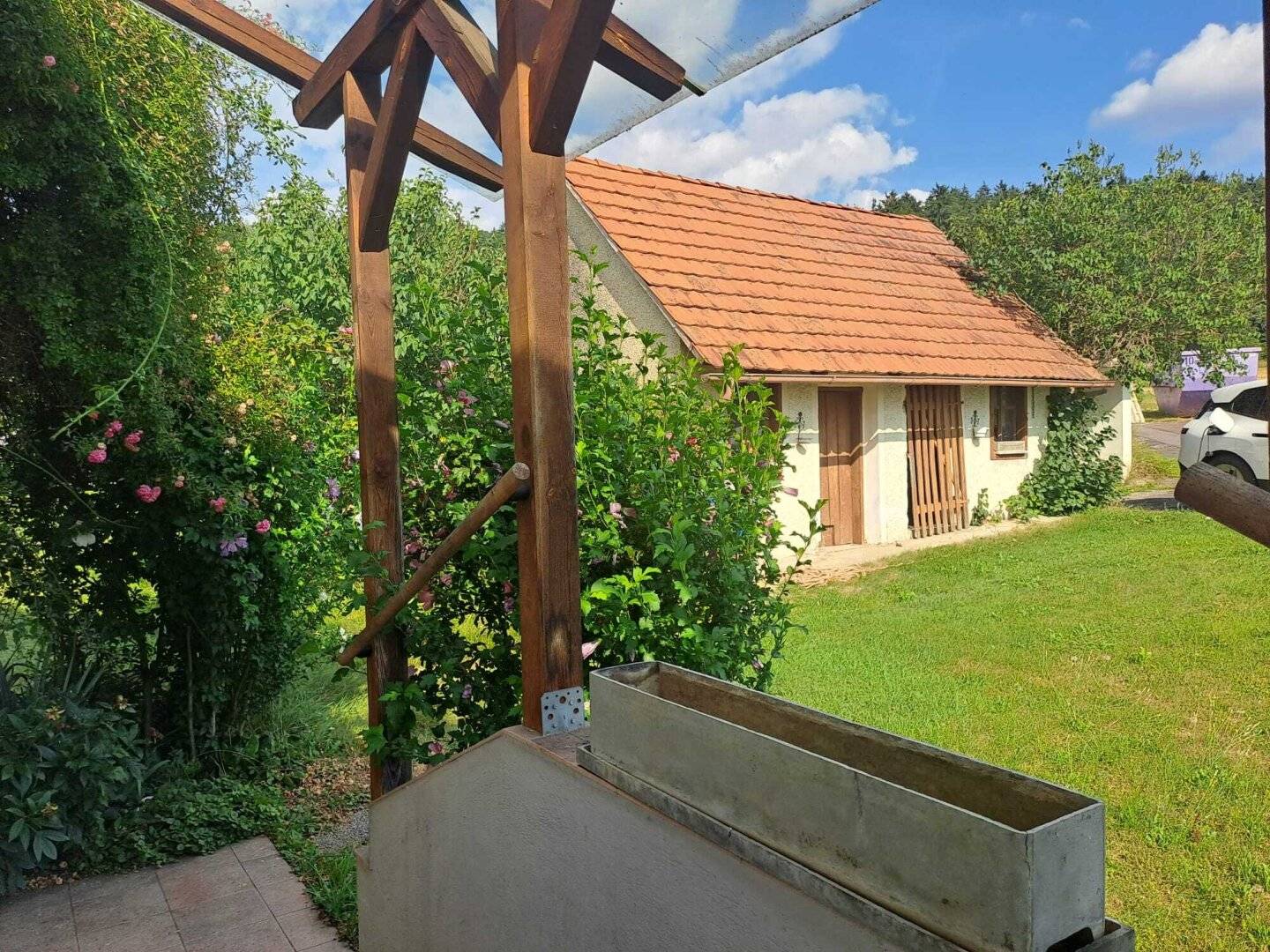 Landhaus, sonnige Lage- 1522m² Garten, Nebengebäude &amp; Doppelcarport