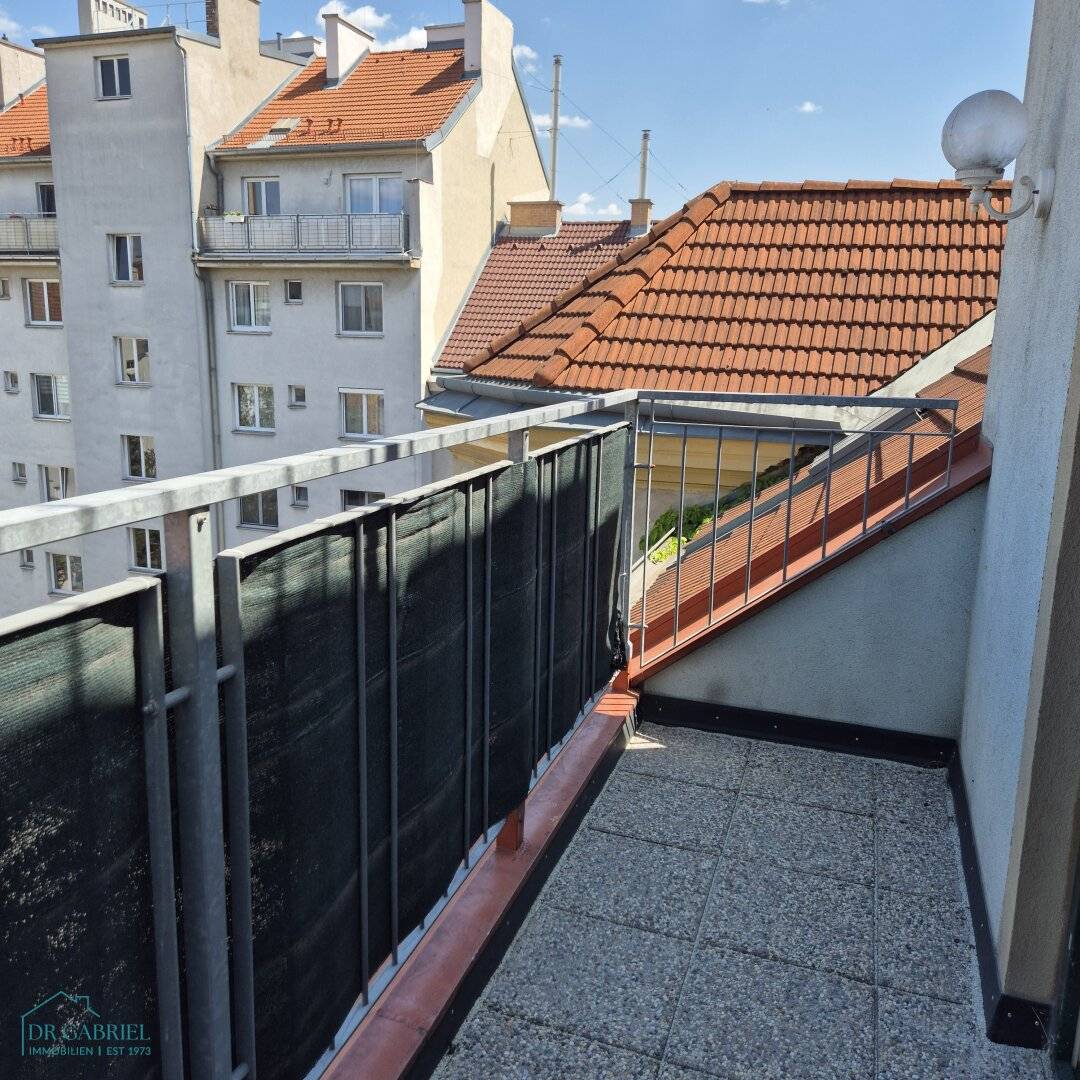 Open-ended Rooftop Terrace Rental - Second Occupancy