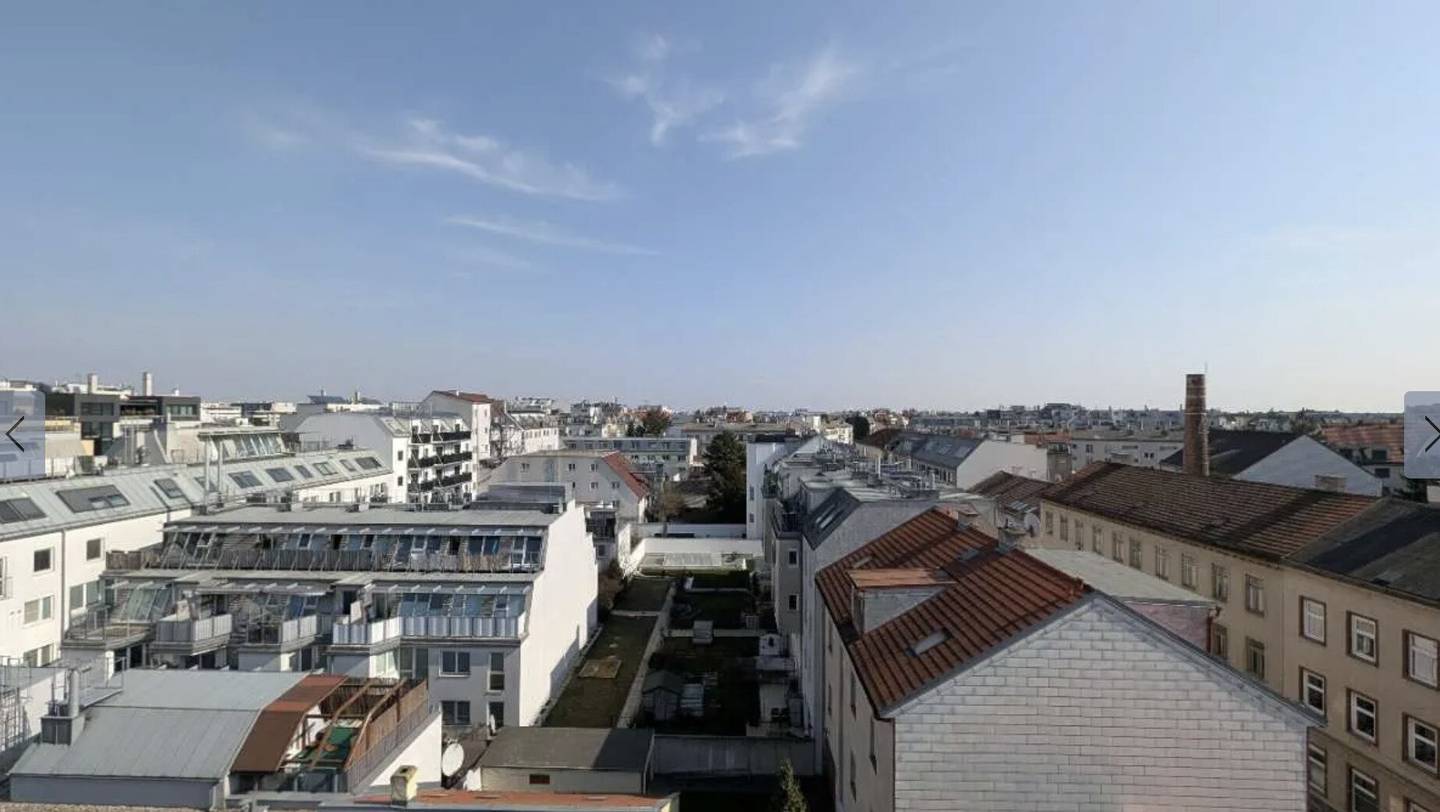 1220 Vienna, near U1 Kagraner Platz Beautiful like-new and very well laid out 4-room penthouse apartment with 2 terraces