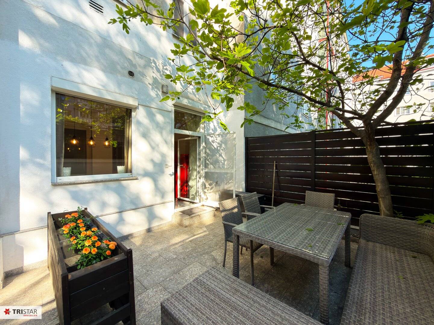 Ruhige 2-Zimmer-Wohnung mit ca. 16 m² Innenhofterrasse in 1050 Wien