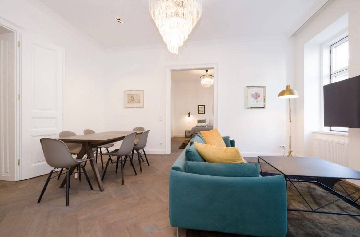 Historic charm meets exclusive living comfort in the 2nd district