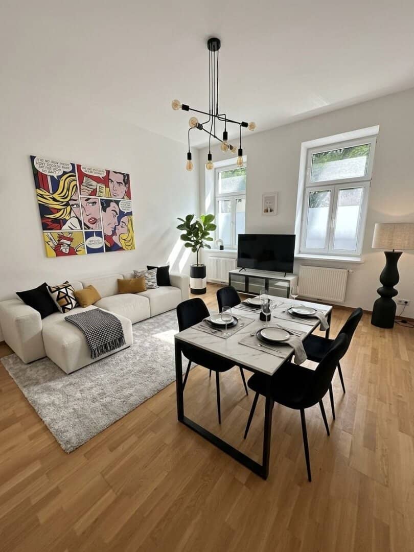 No limits to your creativity - Practice, law firm, medical office or living - Everything is possible - Apartment package