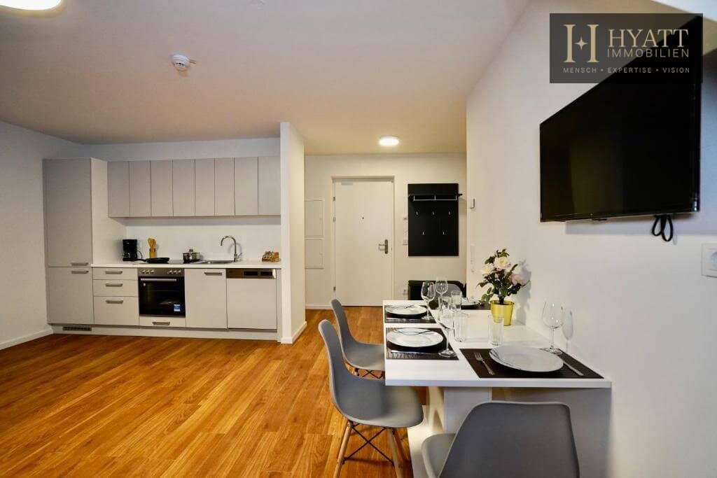 Exclusive 2-room attic apartment with balcony | fully furnished | flexible owner-occupation or short-term rental (Airbnb) approx. 9 % gross revenue yield 2025