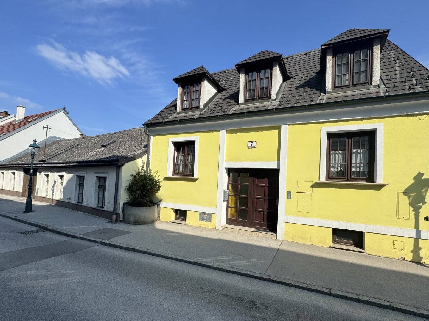 Einzigartige Möglichkeit für eine große Familie oder Investor