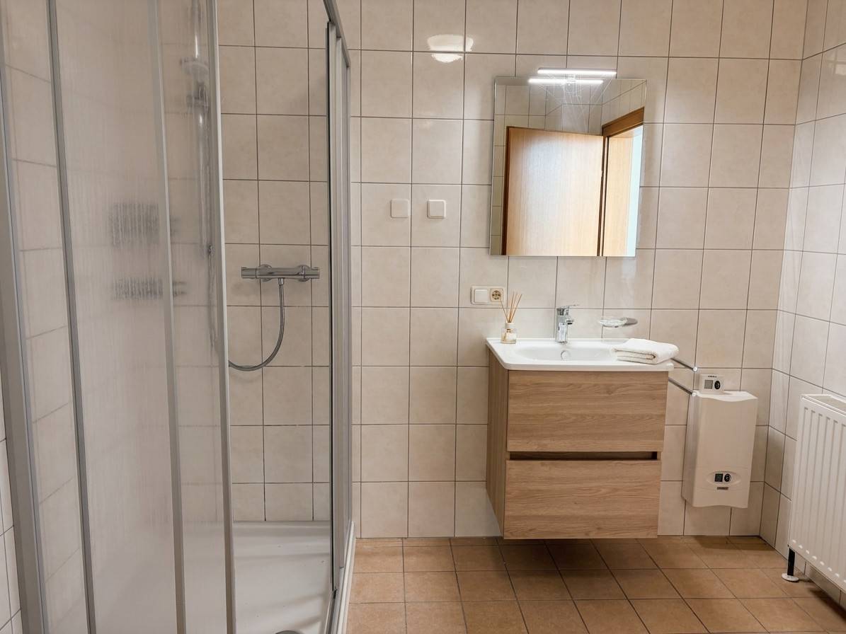 Zentral gelegene Wohnung mit Einbauküche und Parkplatz