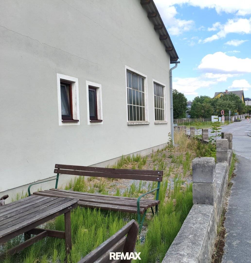 Speditions- &amp; Logistikstandort | LKW-Stellplätze | Werkstätte | 2.064 m² | Gmünd mit Grenzvorteil CZ