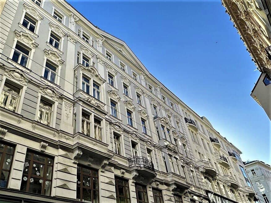 AM GRABEN-Nähe, exklusives 227 m2 Dachgeschoß mit Terrasse und Balkon, 4 Zimmer, Komplettküche, 2 Bäder, Parketten, Spiegelgasse