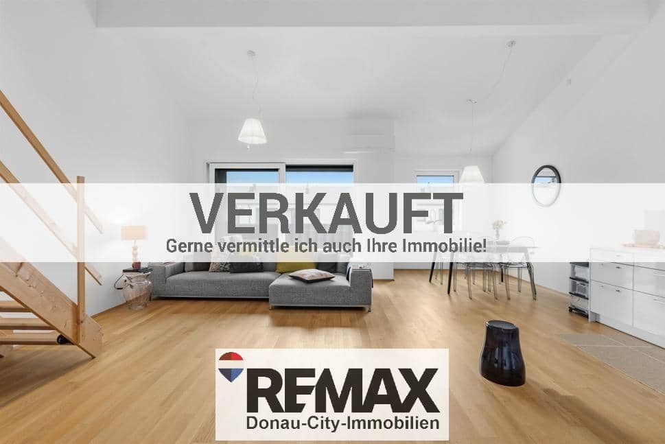 Bright Wohnung with gallery and balcony