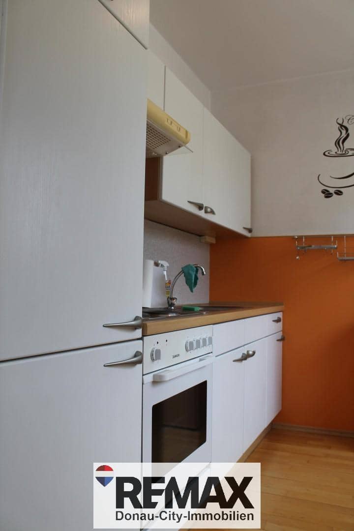 Lichtdurchflutete Erdgeschosswohnung mit separater Küche
