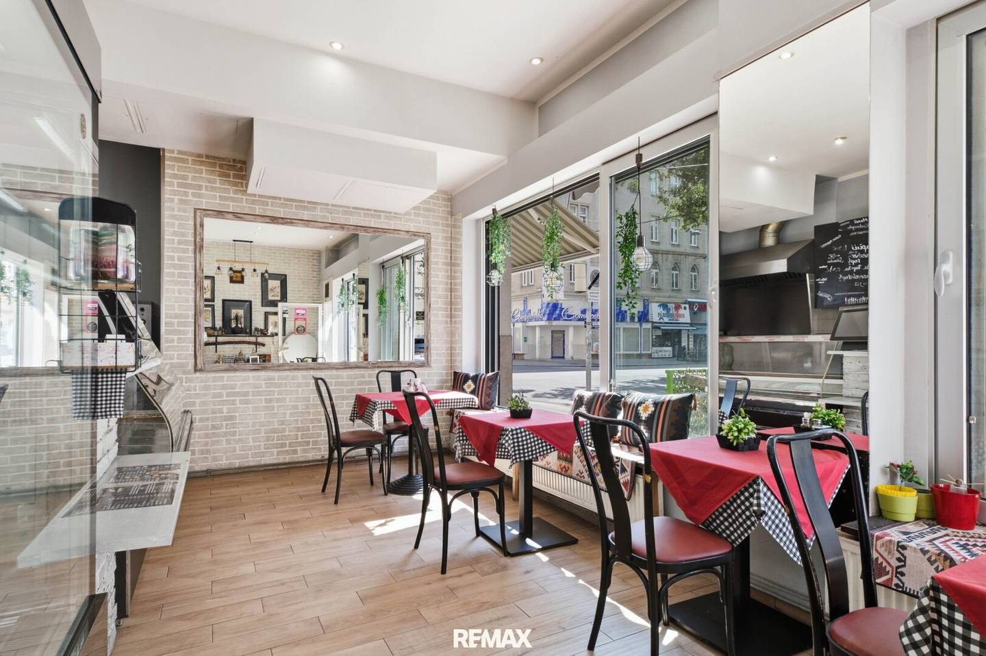 Well-established gastronomy business ("Mek Burek" Strudel House) for sale in the 20th district