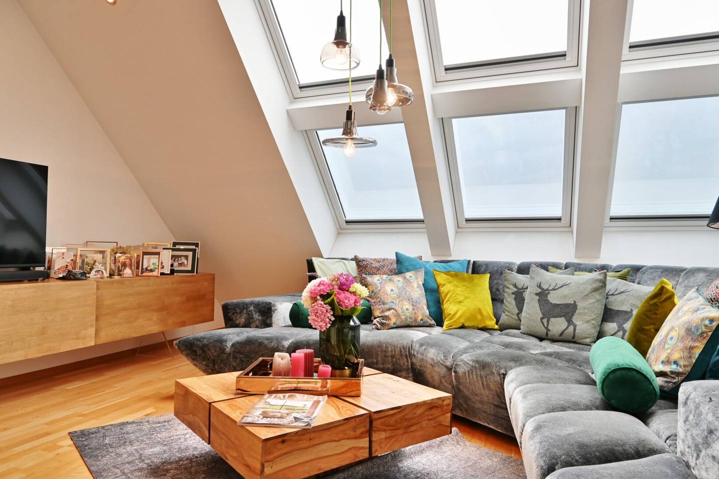 Über den Dächern von Wien: Großzügige 3,5-Zimmer-Wohnung mit zwei Terrassen, Lift &amp; Klimaanlage