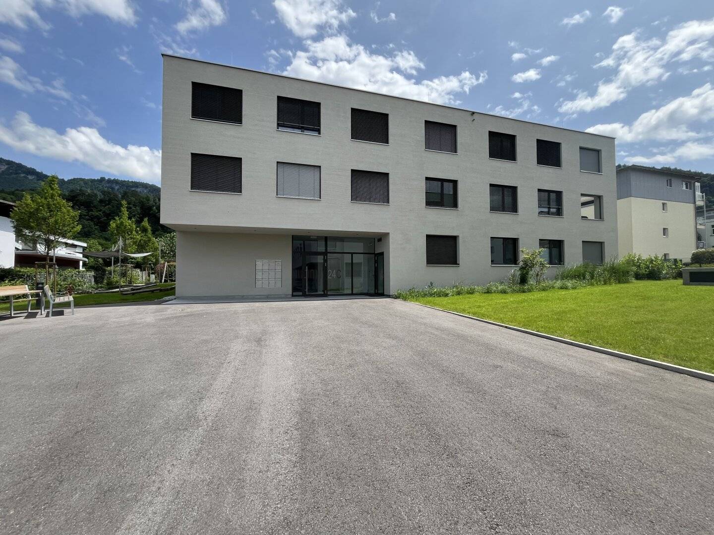 Your new home with style – Modern 3.5-room apartment with loggia in Götzis for rent