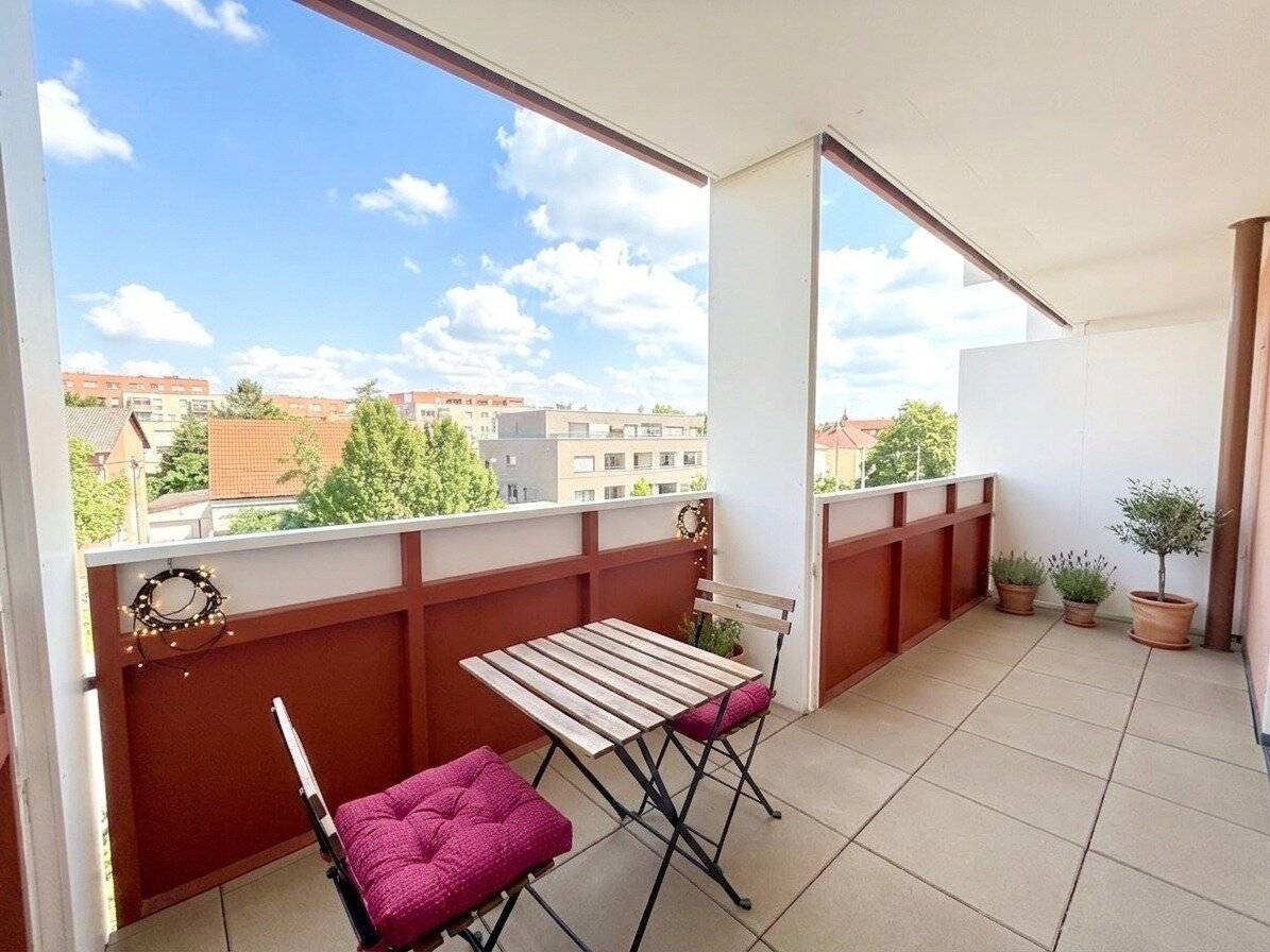 ALL-INCLUSIVE-LIVING | Modern apartment with spacious balcony | Near U2 | Badeteich Hirschstetten