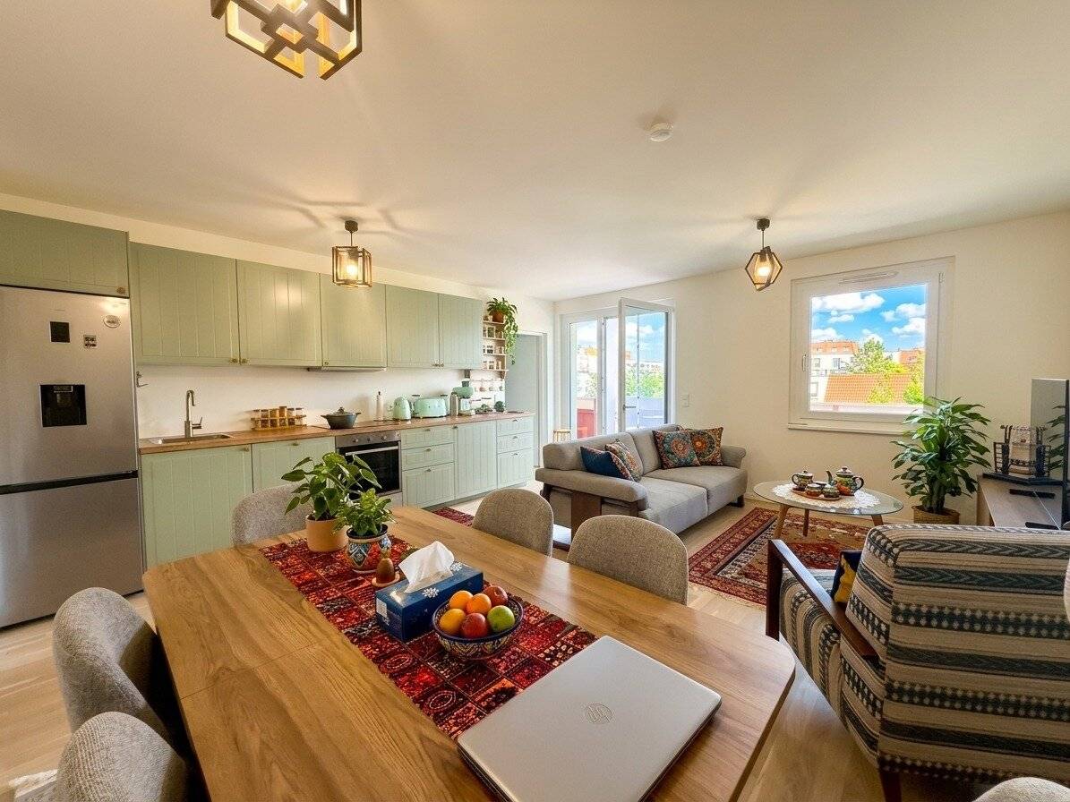 ALL-INCLUSIVE-LIVING | Modern apartment with spacious balcony | Near U2 | Badeteich Hirschstetten