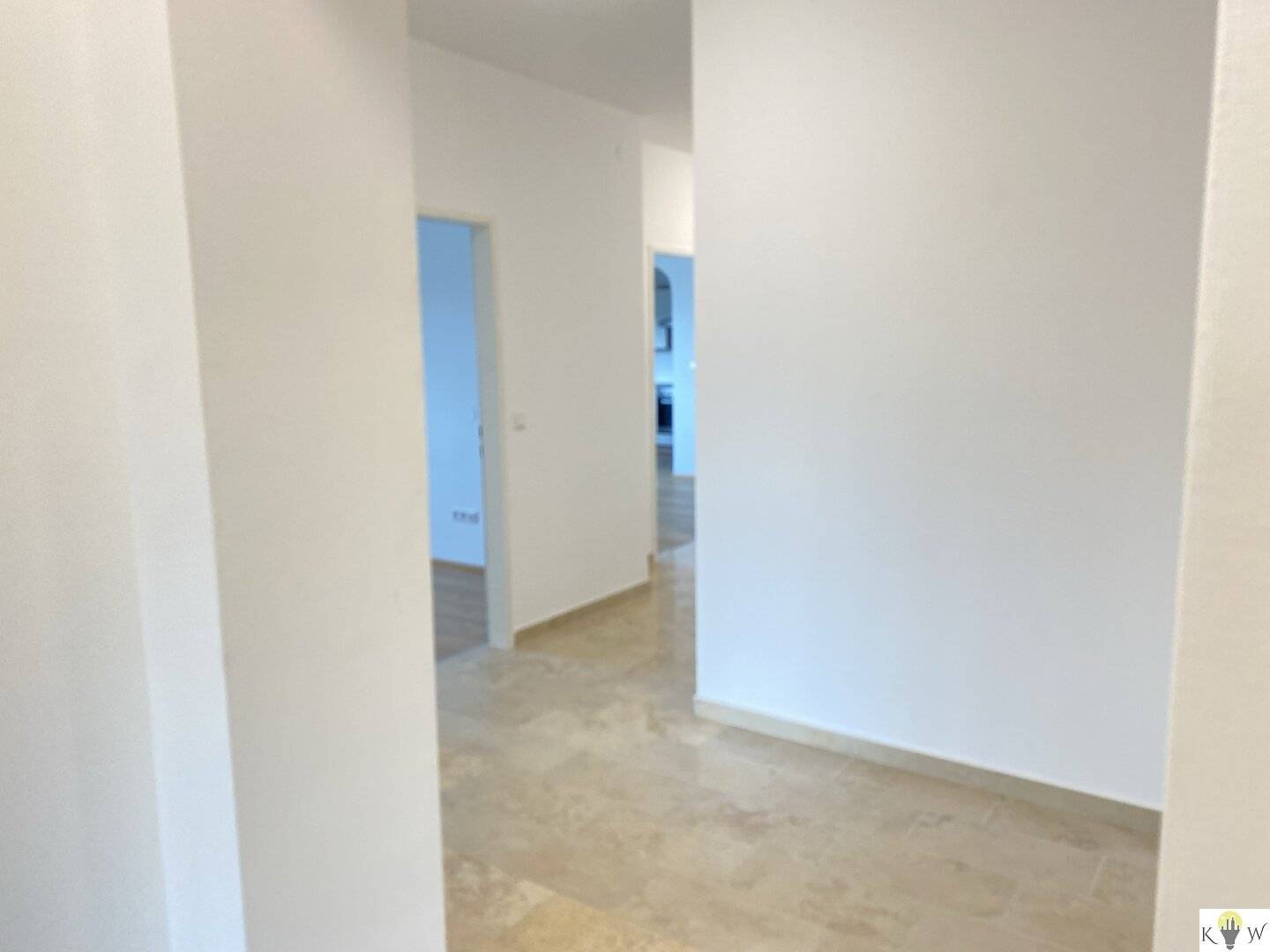 3-room apartment with 2 balconies