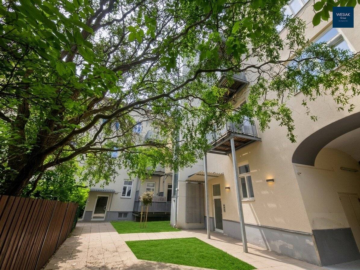 Griesplatz 8/16 – Versatile 2-room condominium with individual design option for owner-occupiers and investors
